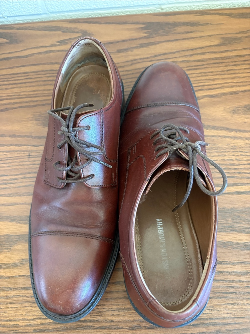 Johnston & Murphy Men's Brown Leather  Dress Shoes